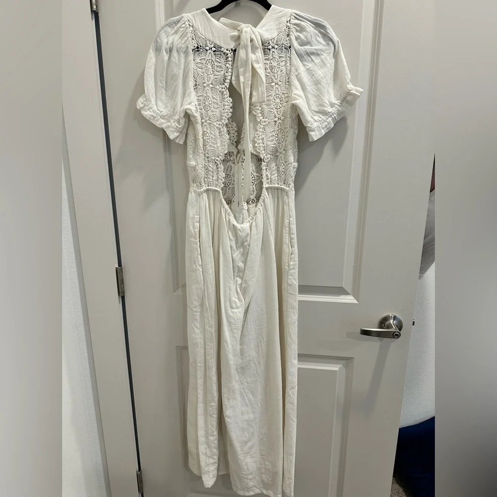 Free People reposhing this