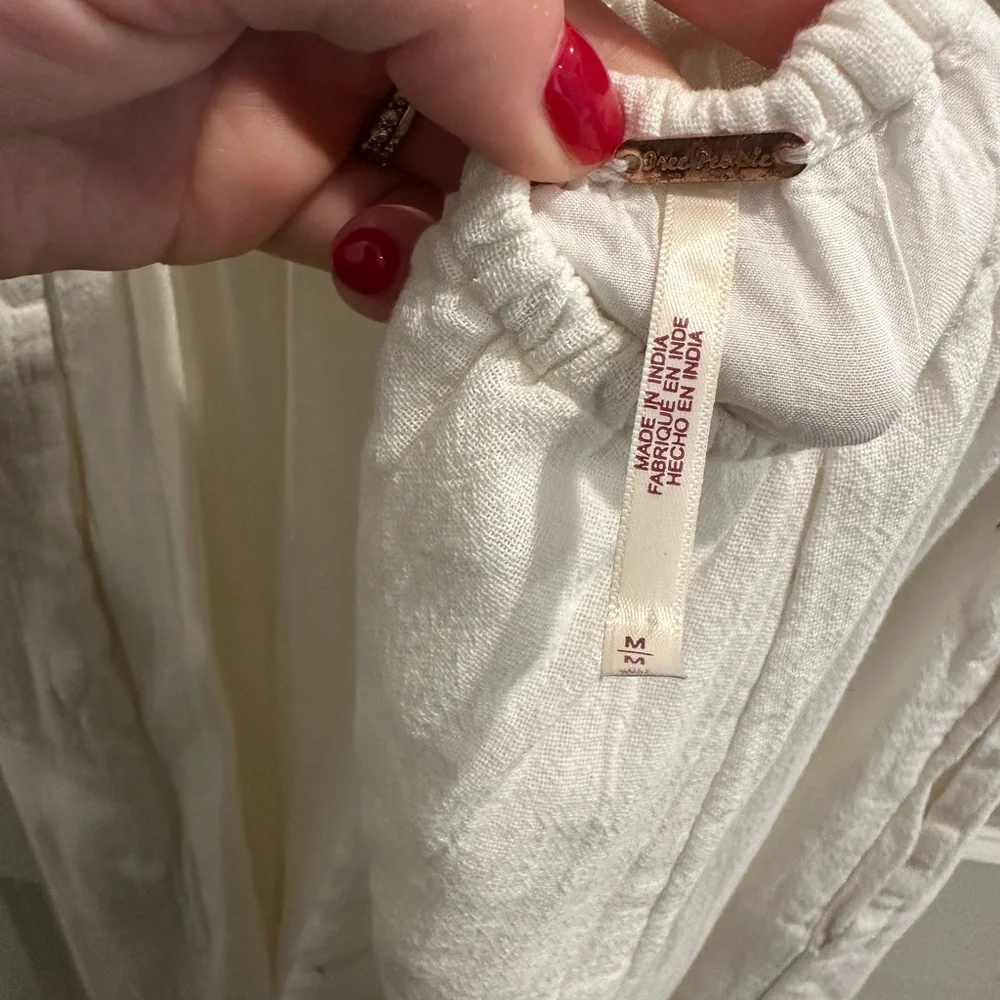 Free People reposhing this