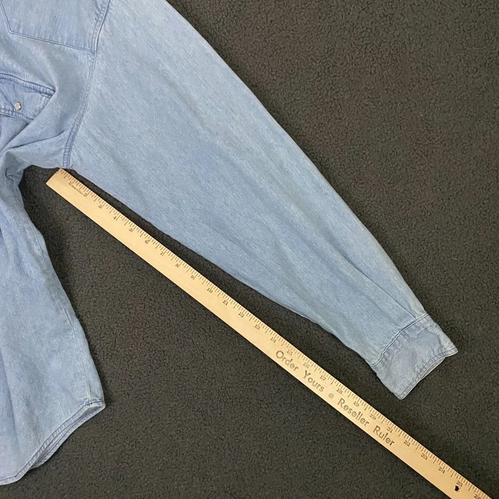 Levis pre owned