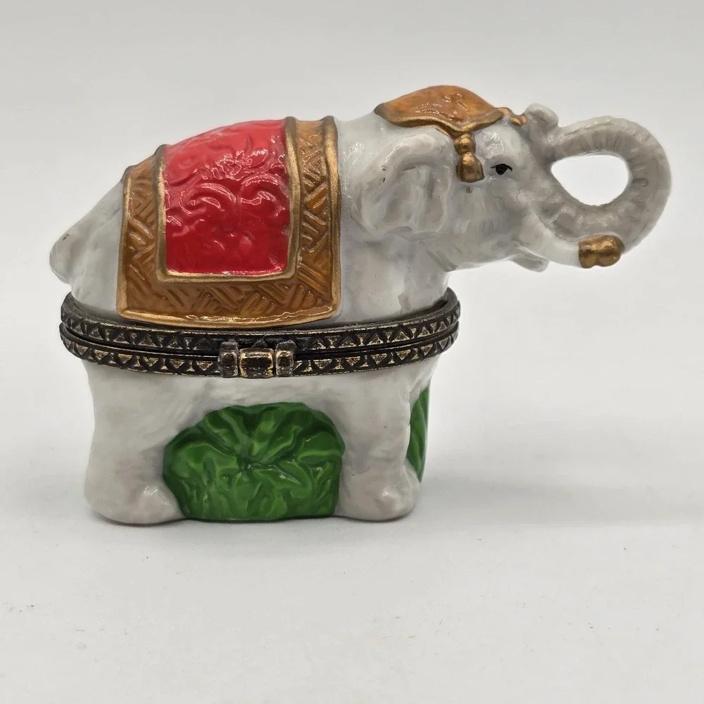 VINTAGE Midwest of Cannon Falls PHB‎ Collection Elephant Hinged Trinket Box