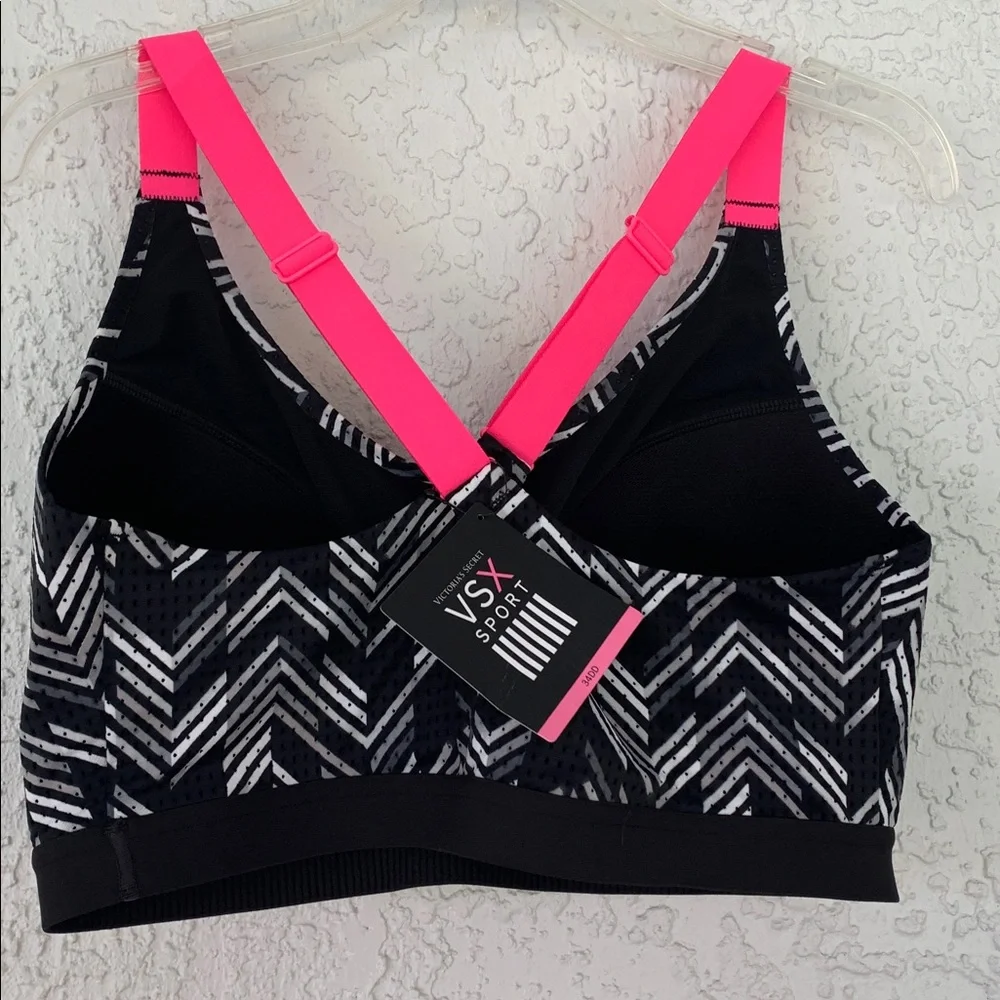 Victorias Secret bold chevron