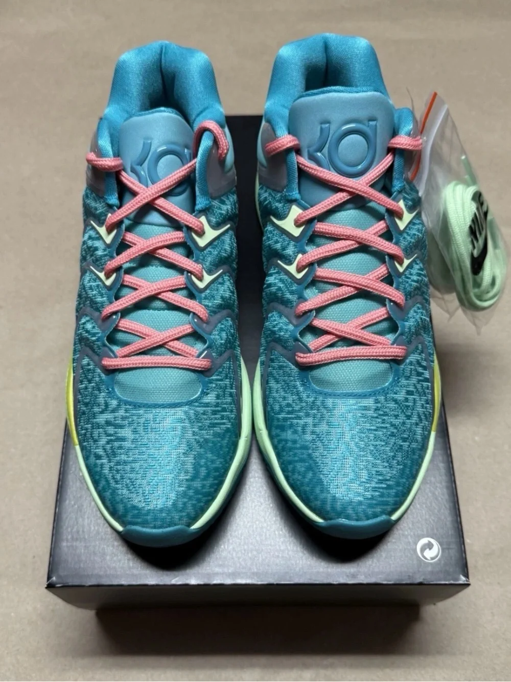 Nike jonquel jones