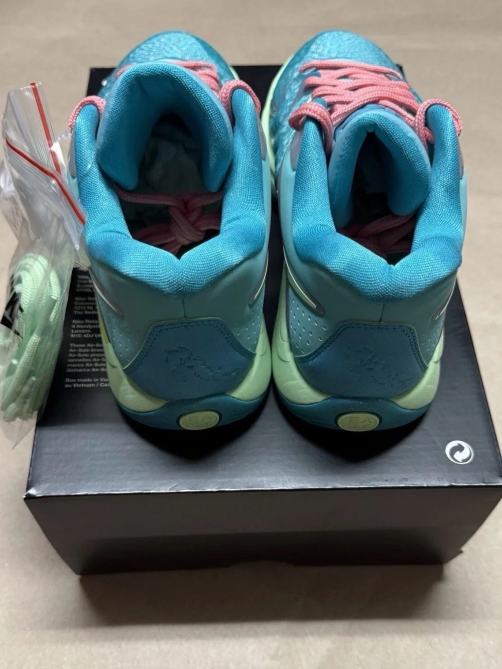 Nike jonquel jones