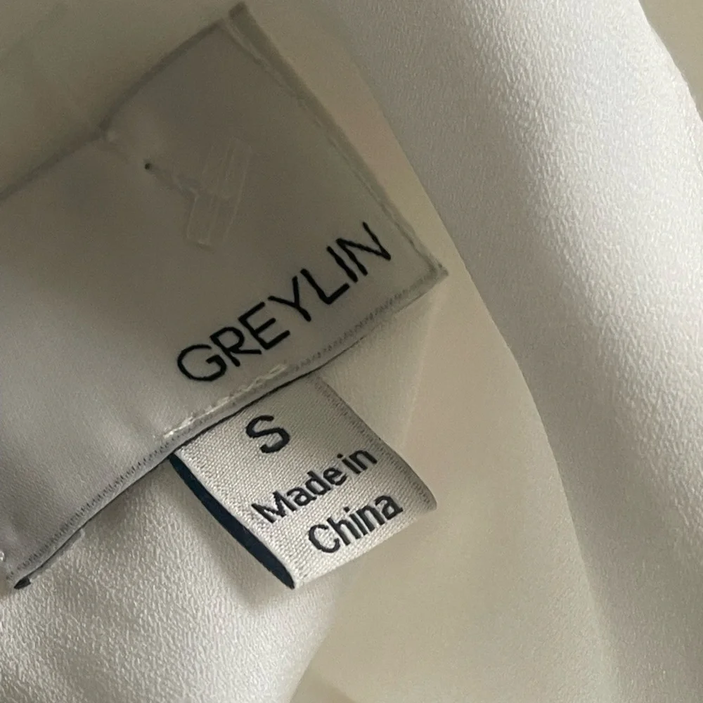 Greylin White Sleeveless‎ Jumpsuit