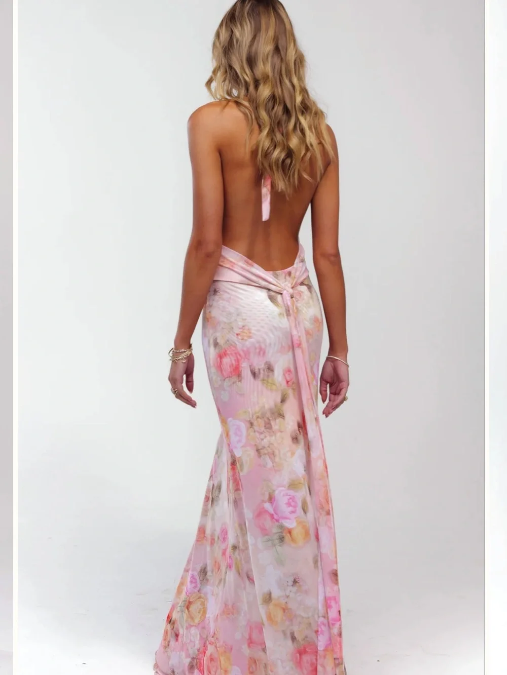 RESA halter neckline