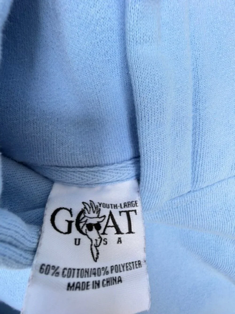 GOAT USA Pullover Hoodie is a stylish and comfortable sweatshirt. Unisex YOUTH L