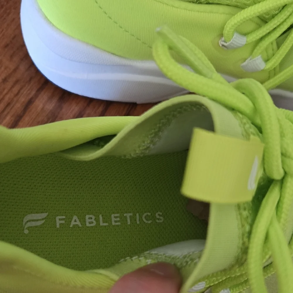 Fabletics bright nwot casual