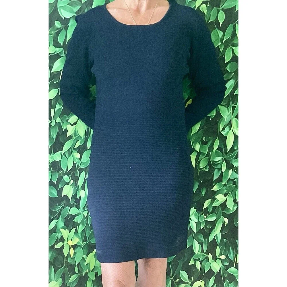 0039 Italy elegant flattering