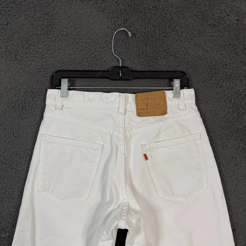 Levis excellent used