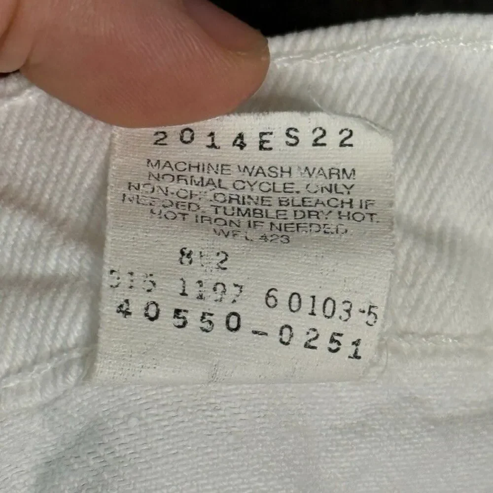 Levis excellent used