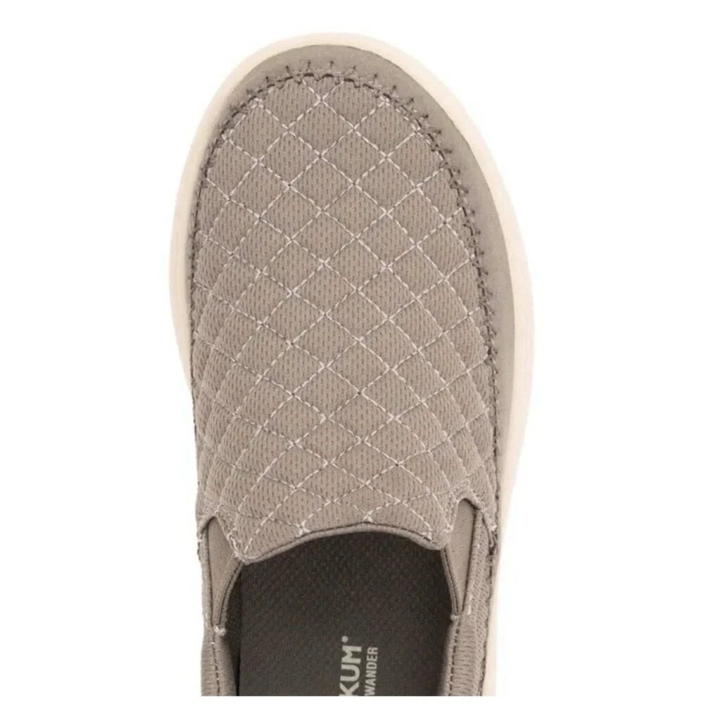 Stylish Staheekum Gray Quilted Slip-On Sneakers Size 8