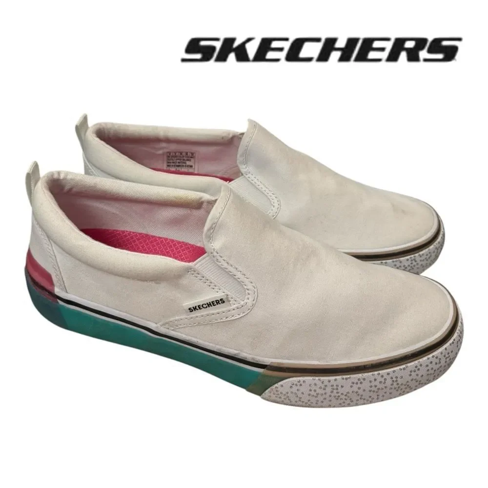 Skechers Sparked Low-Top White Canvas Women's Slip-on Sneakers 9