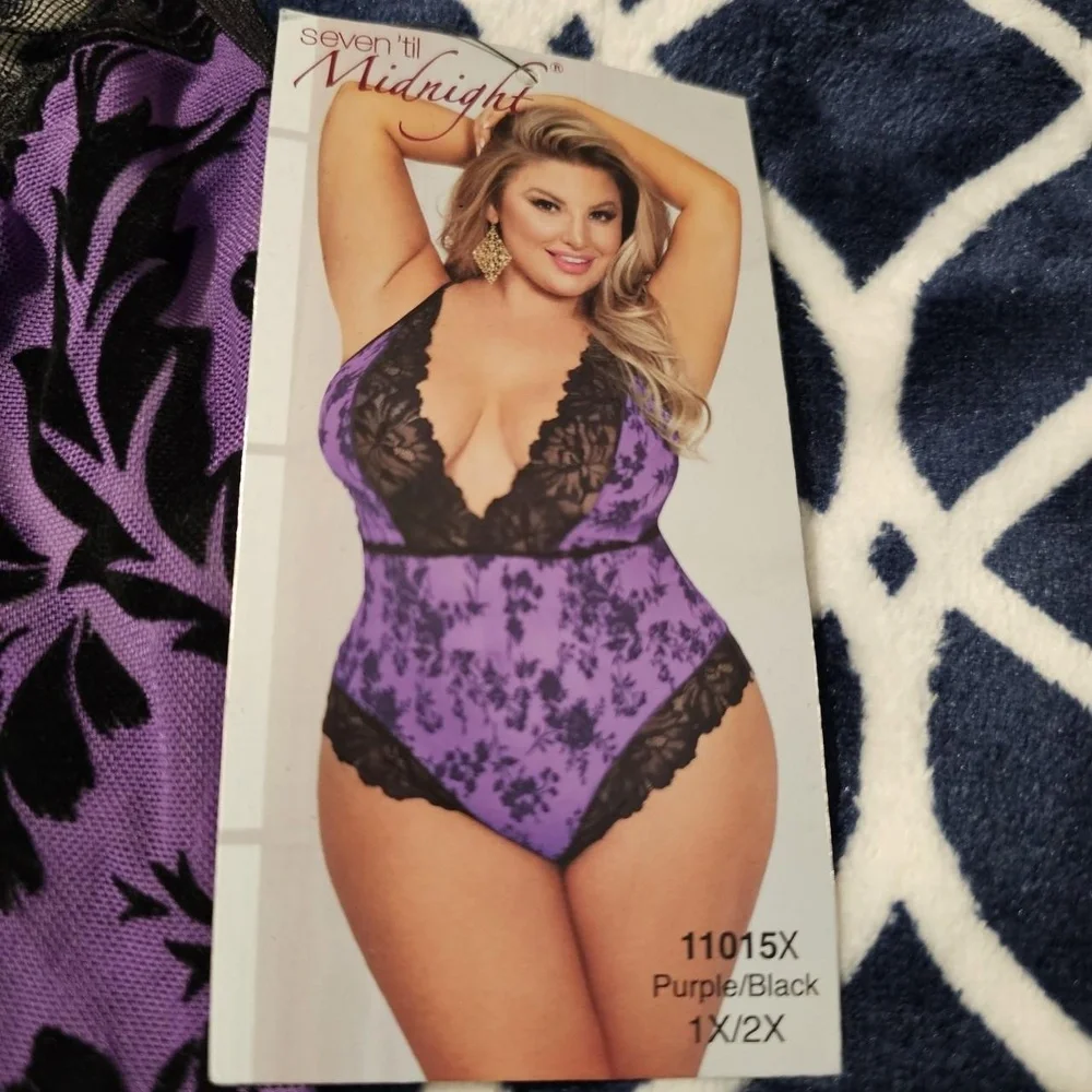 Seven Til Midnight nwt seven