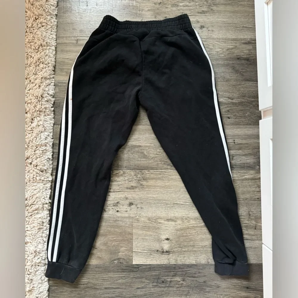 WOMENS ADIDAS JOGGERS SZ SMALL