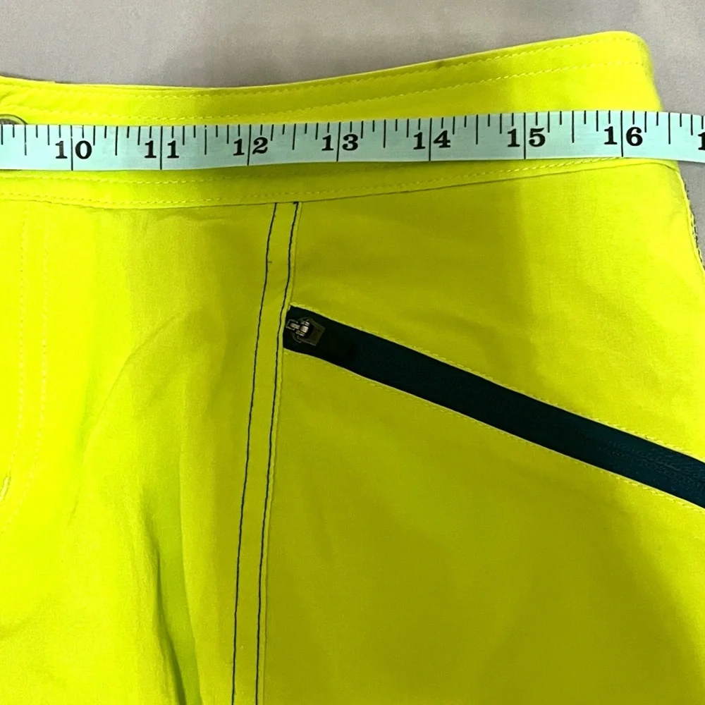 Title Nine, Neon Chartreuse Golf Tennis Skort Stretch Athletic Skirt SIZE Large