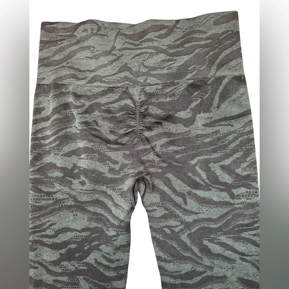 Gymshark waisted silhouette color