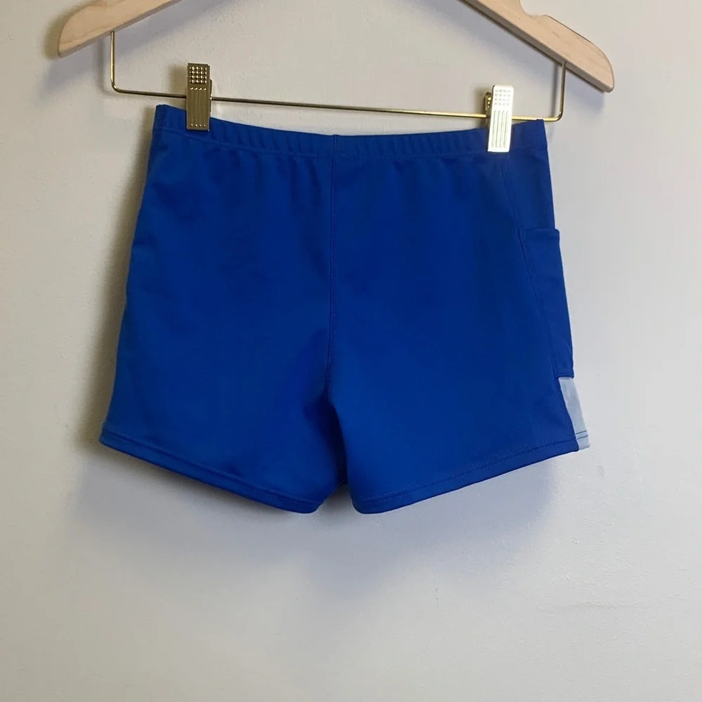 Attraco stylish blue