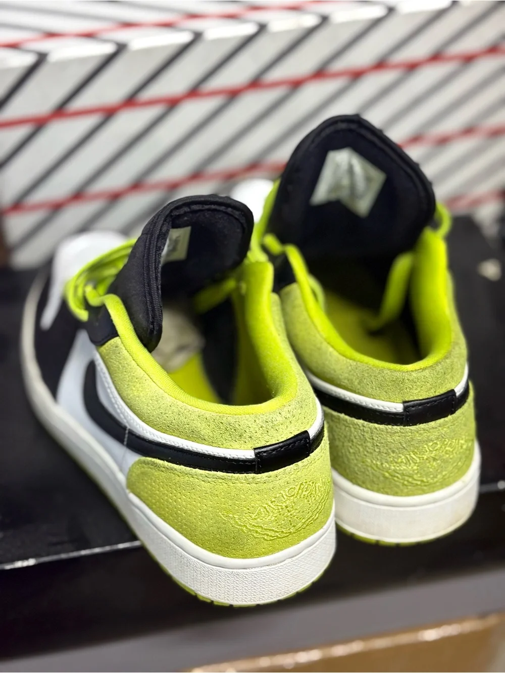 Nike contrast jordan