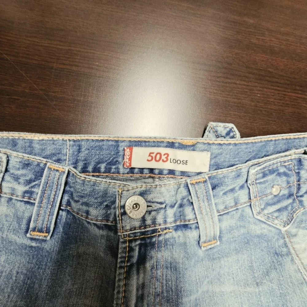 Levis 11761 important