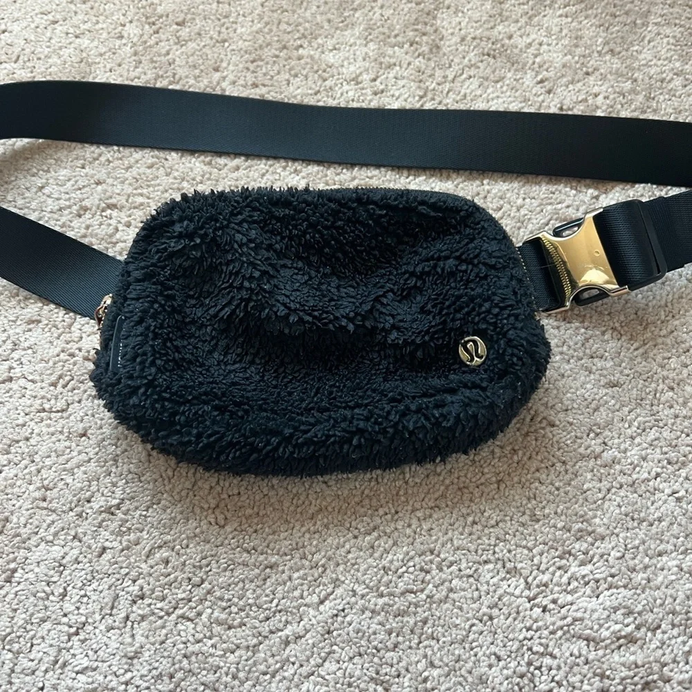lululemon athletica good used