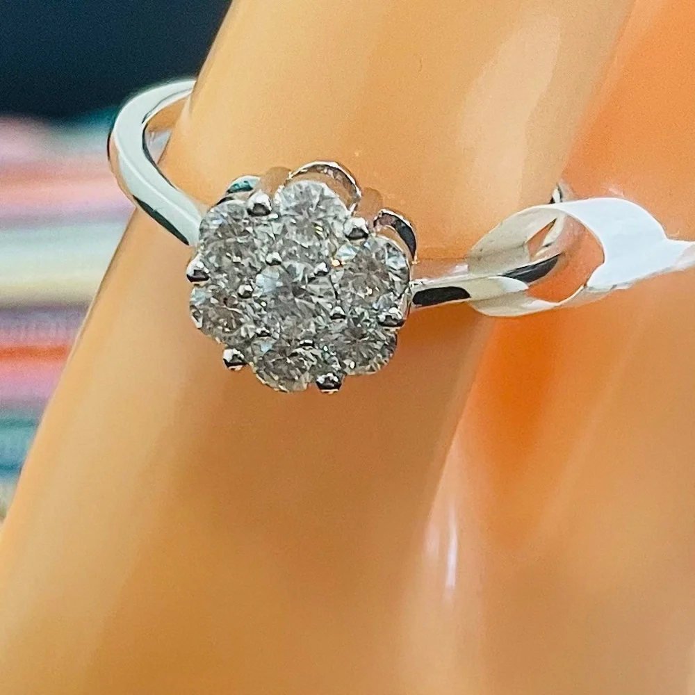 Moissanite stunning silver