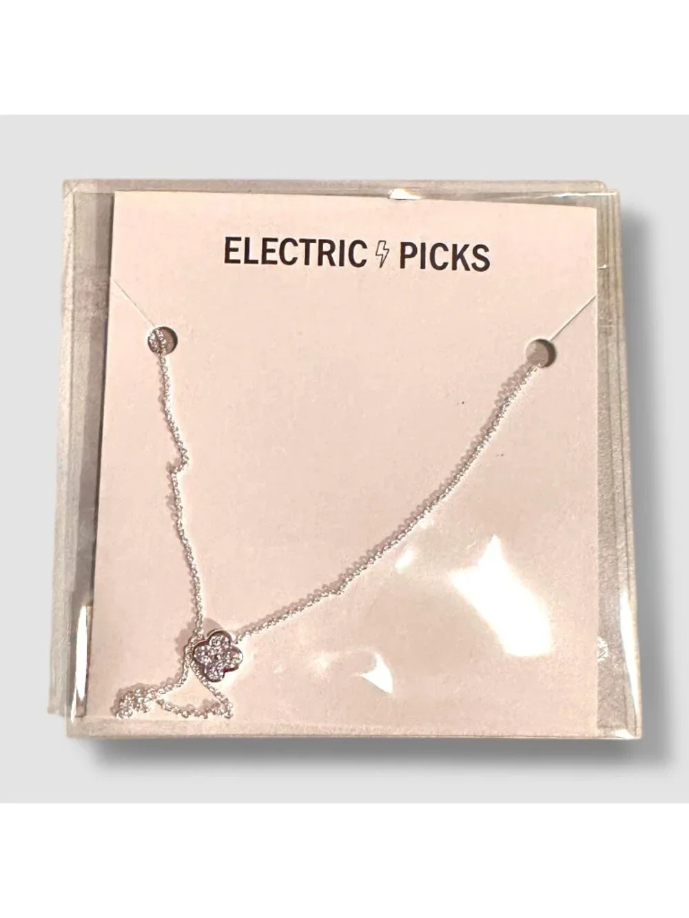 Electric Picks elegant timeless