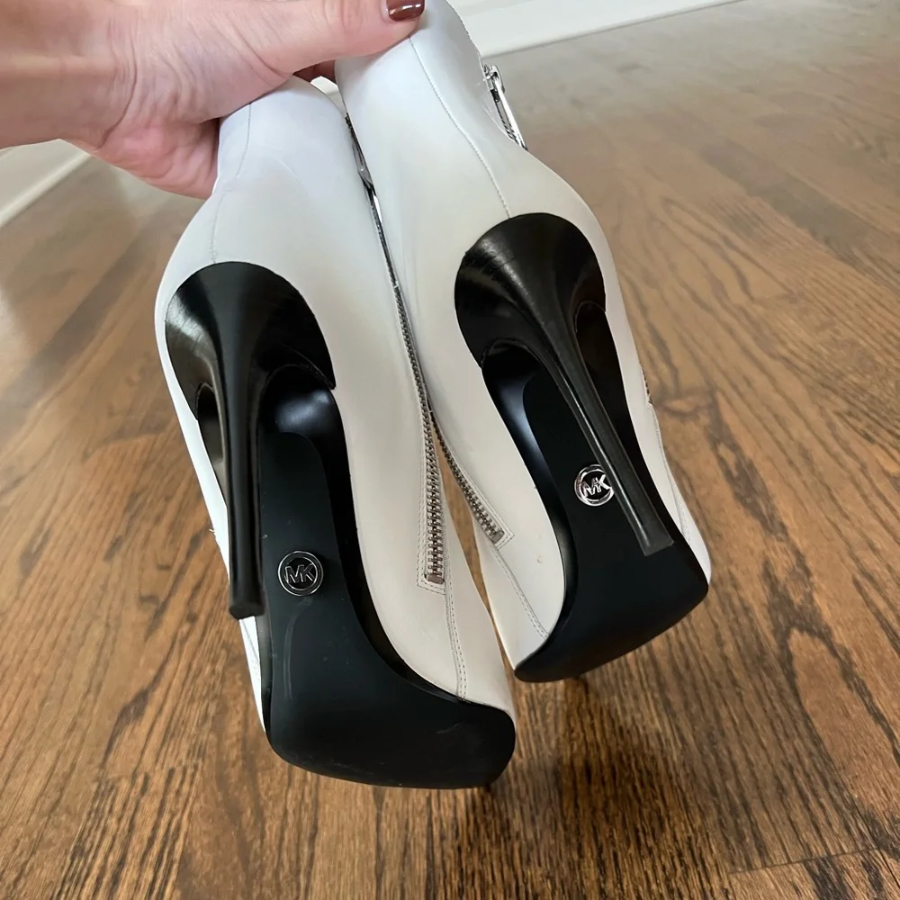 Michael Kors sleek pointed