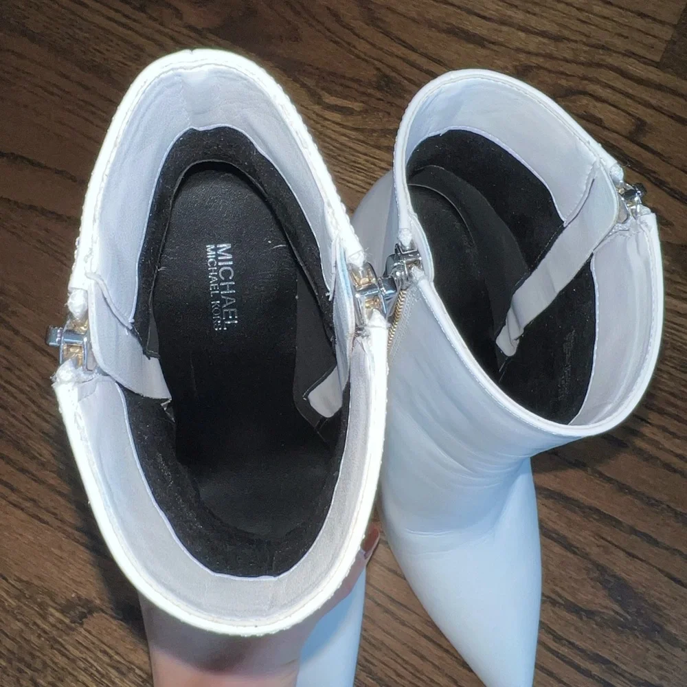 Michael Kors sleek pointed