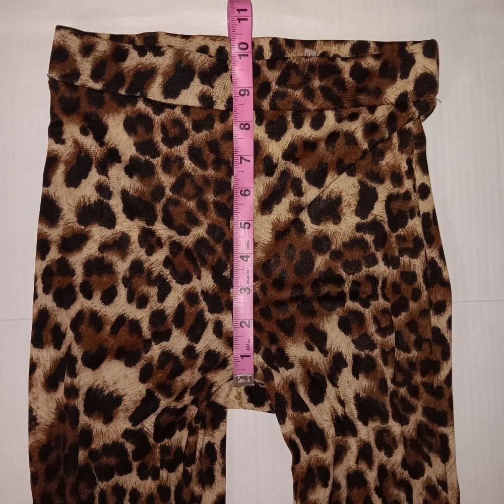 Fashion Nova size small