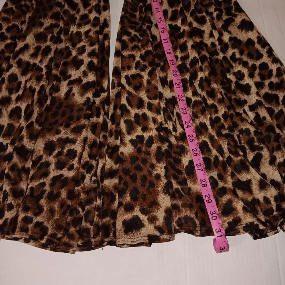 Fashion Nova size small