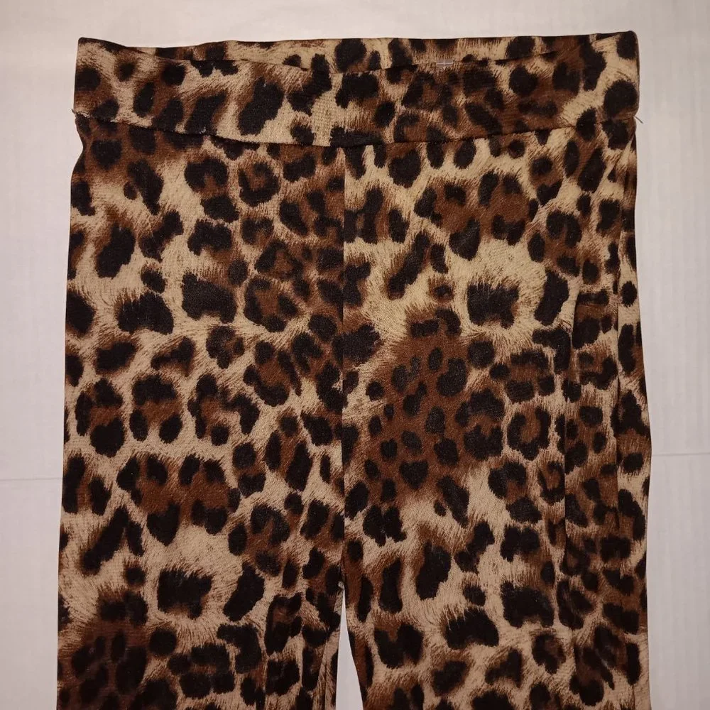 Fashion Nova size small