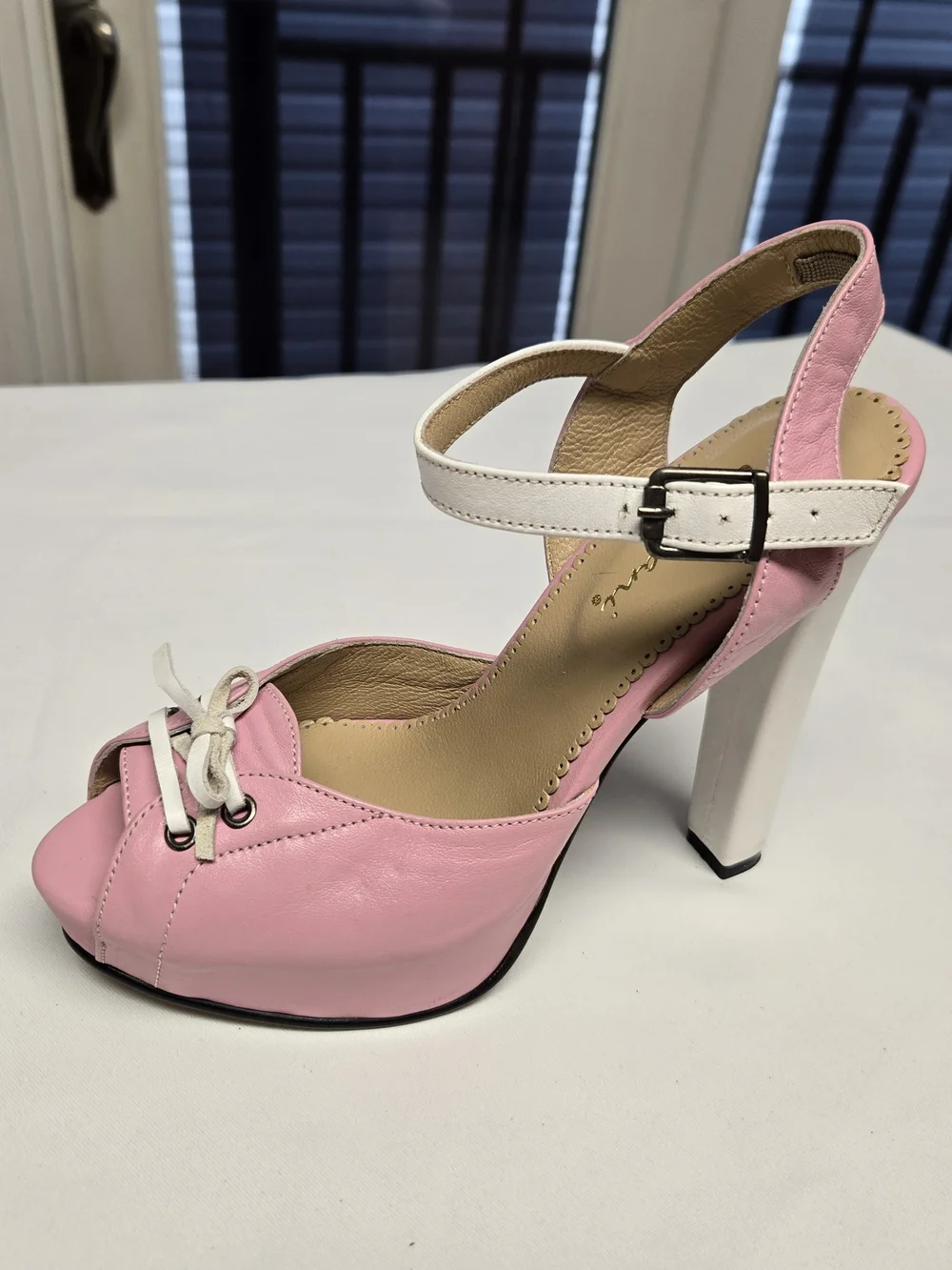 Zeyzani these pink