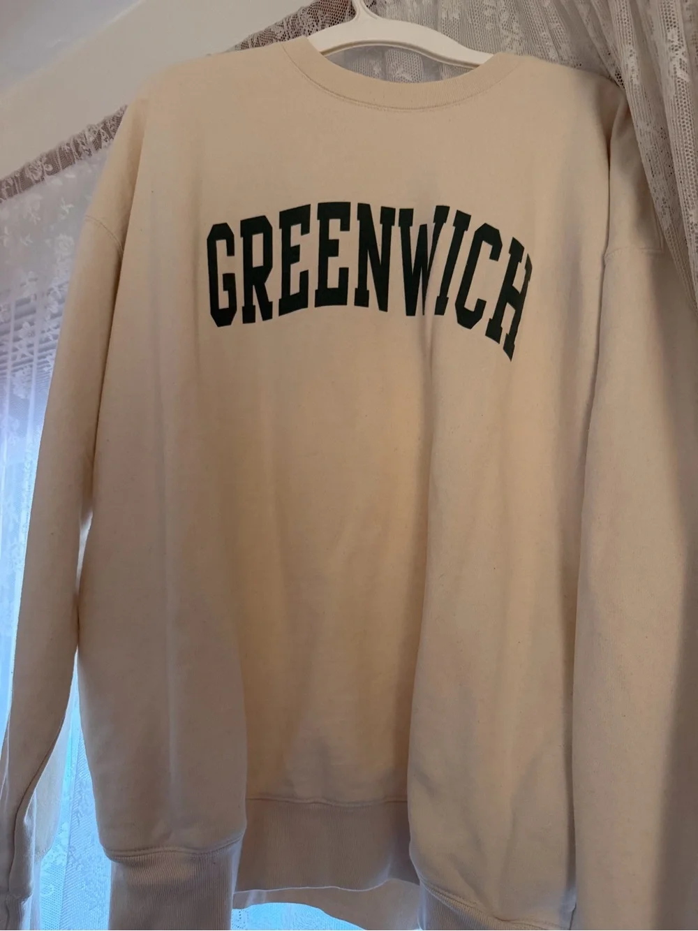 Brandy Melville Cream Crewneck Sweatshirt