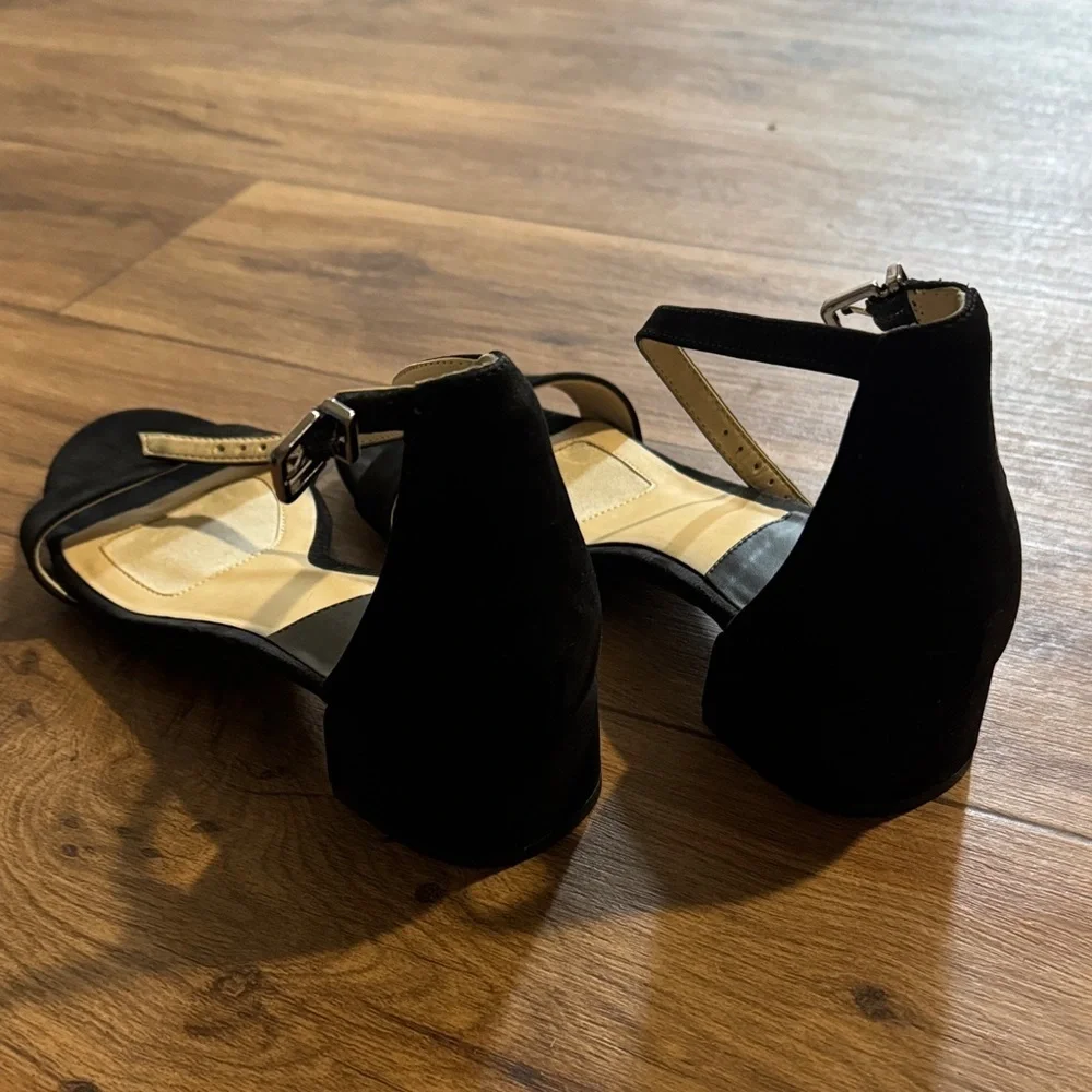 Alex Marie chic black