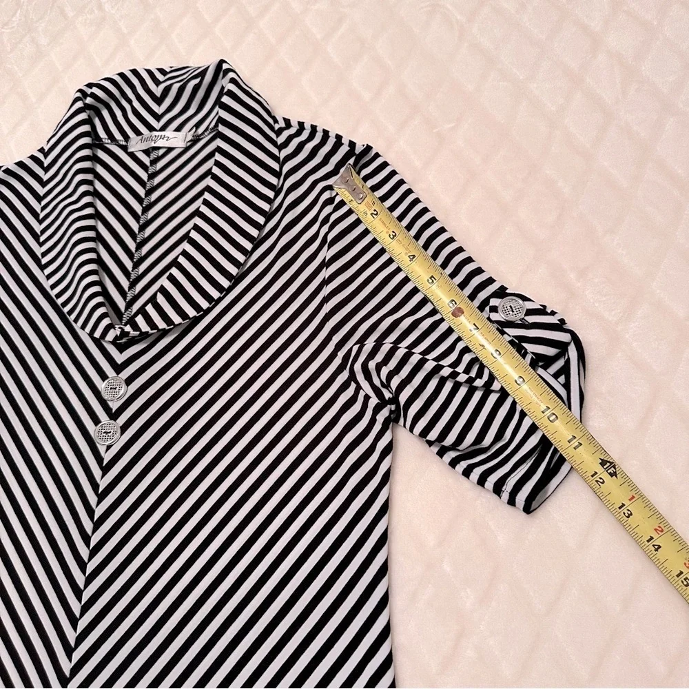 Antom black striped