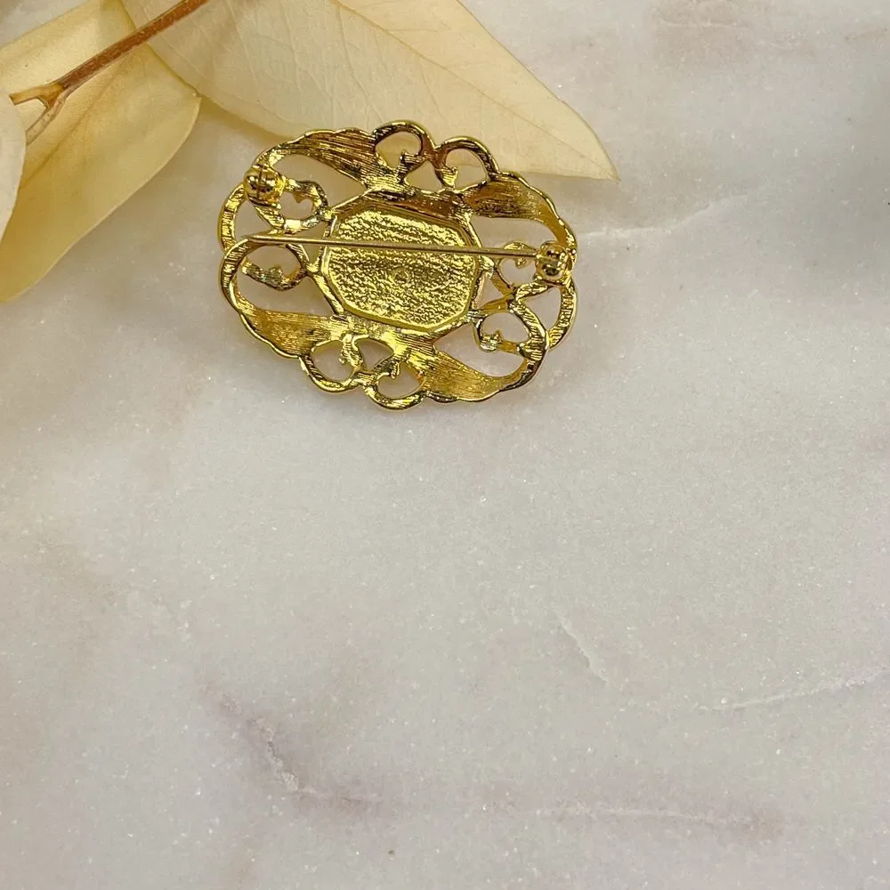 Gold Plated‎ Brooch with Amethyst Colored Center Stone