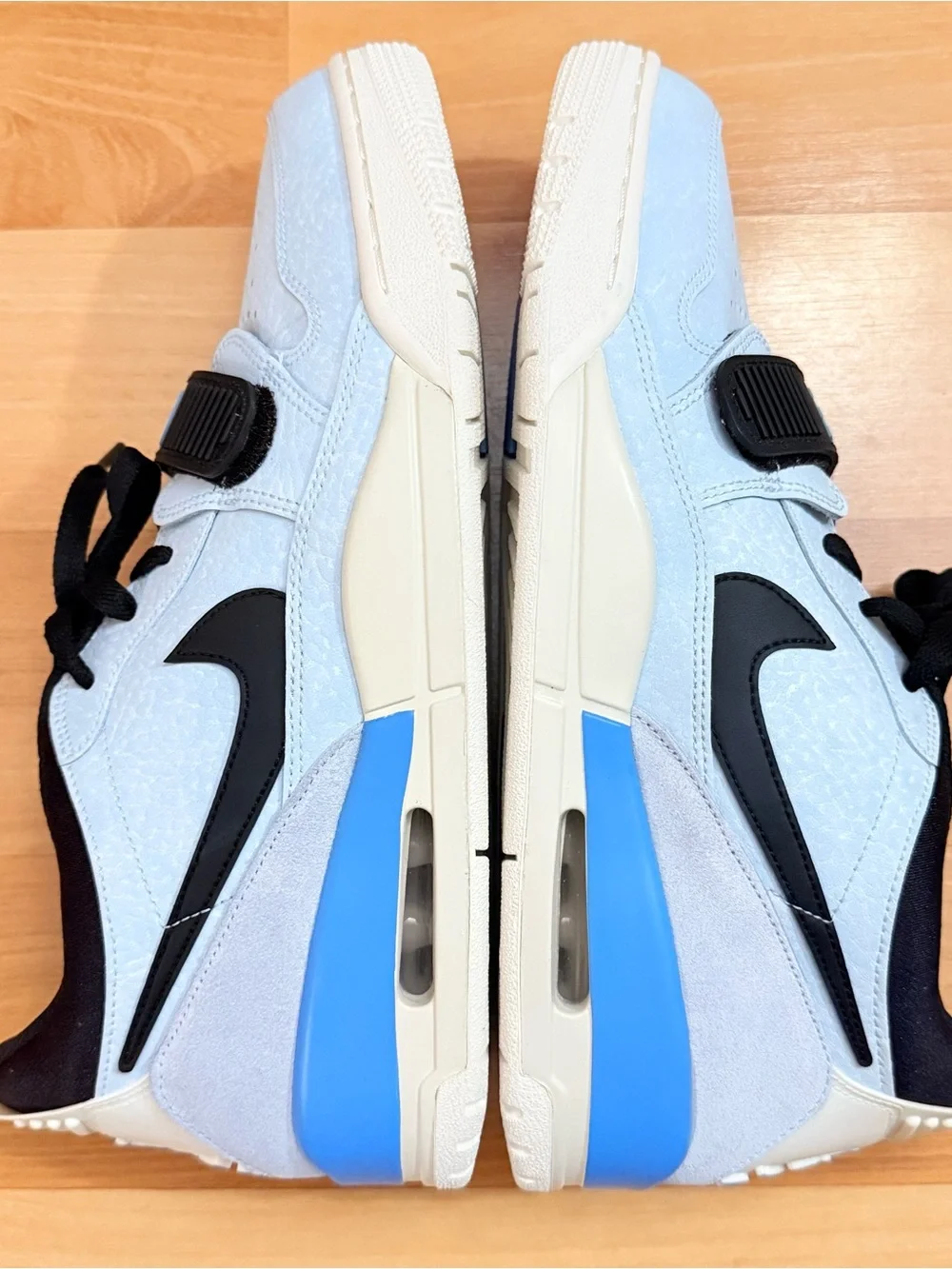 Nike men athletic