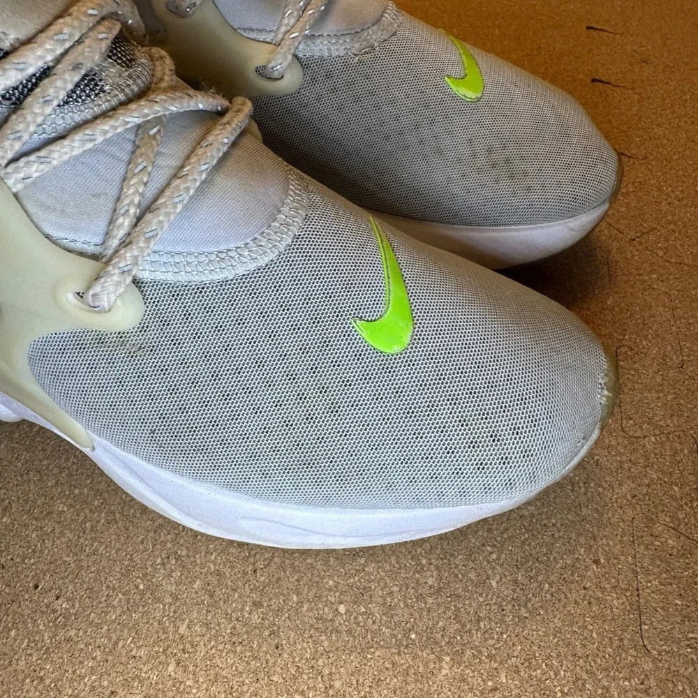 Nike smoke free
