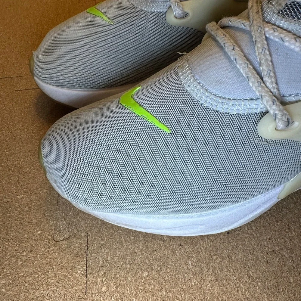 Nike smoke free
