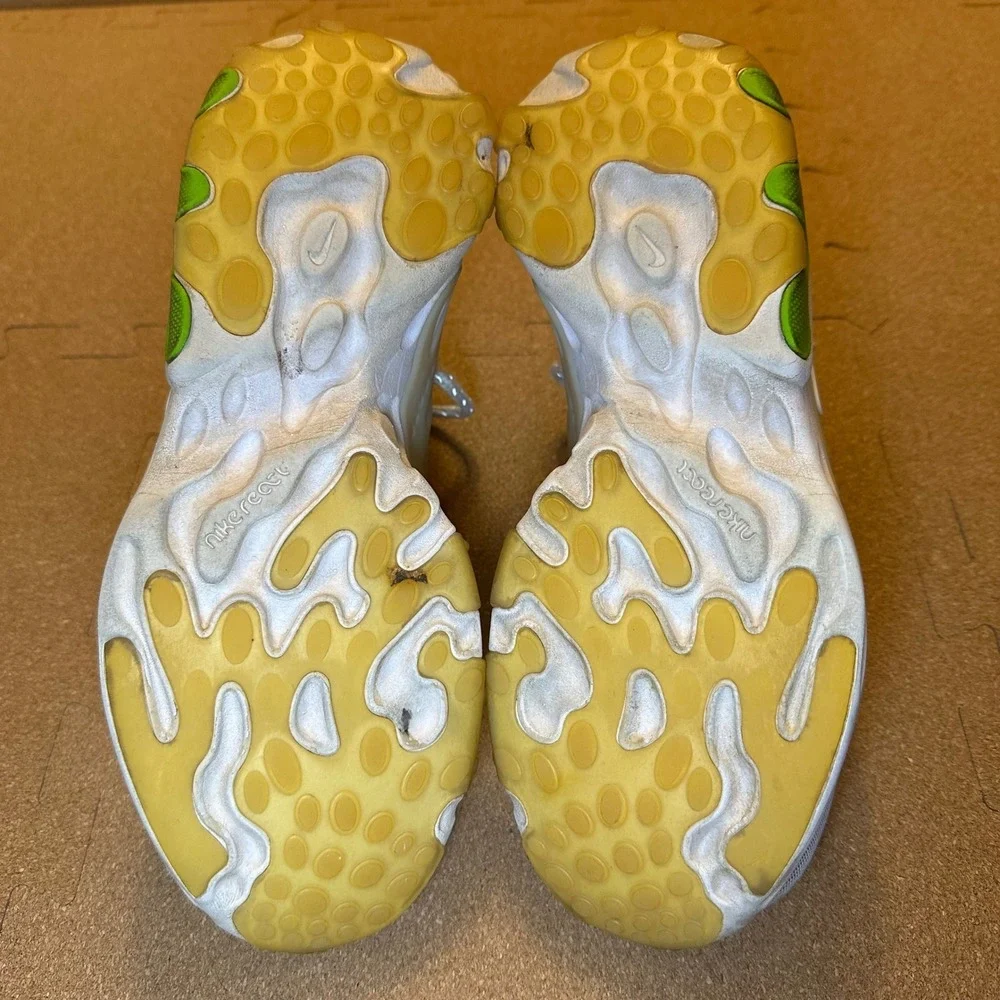 Nike smoke free