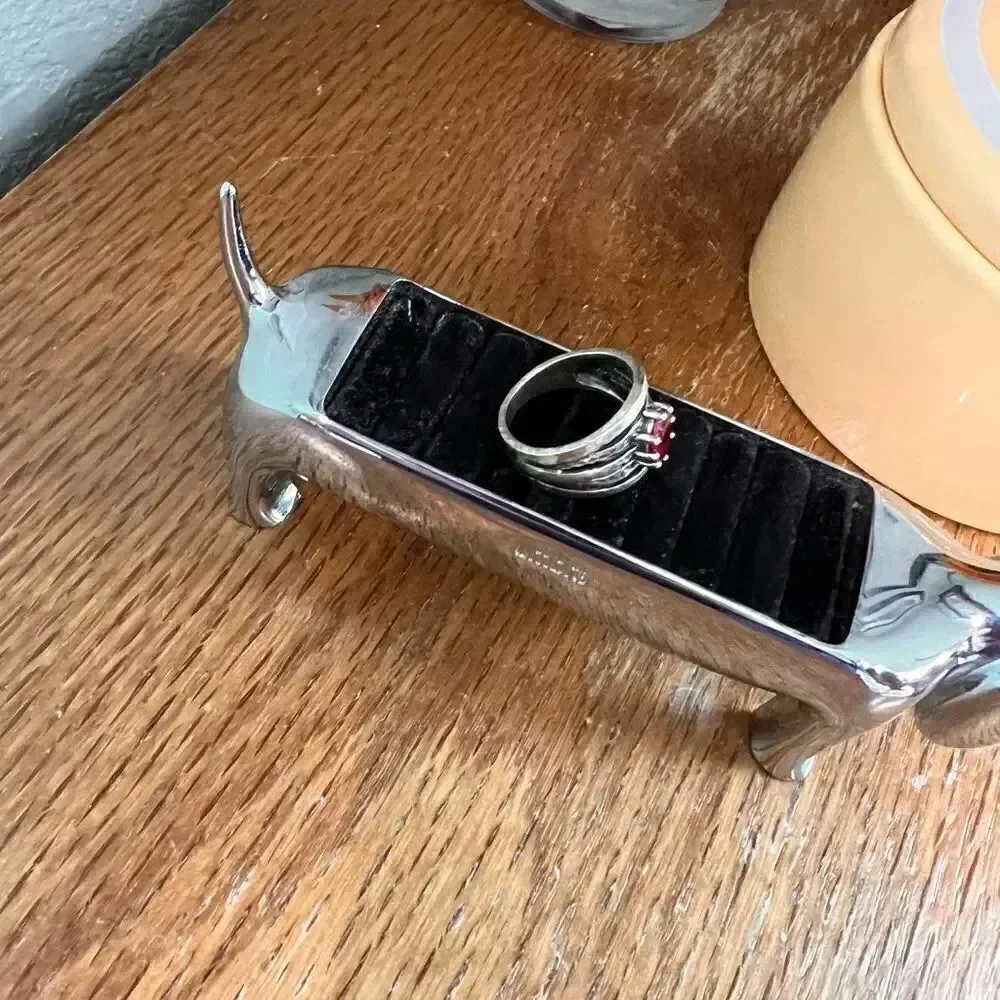 N/A from pet