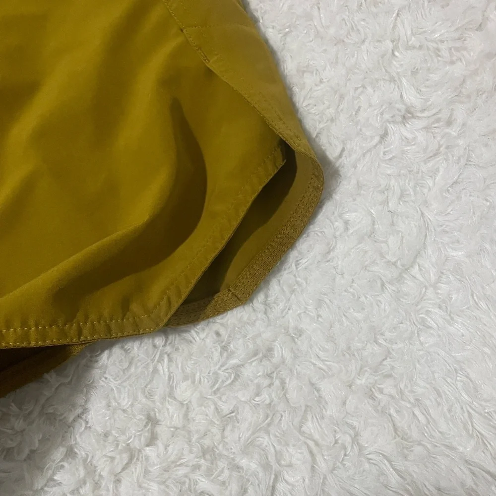 Nike stylish mustard