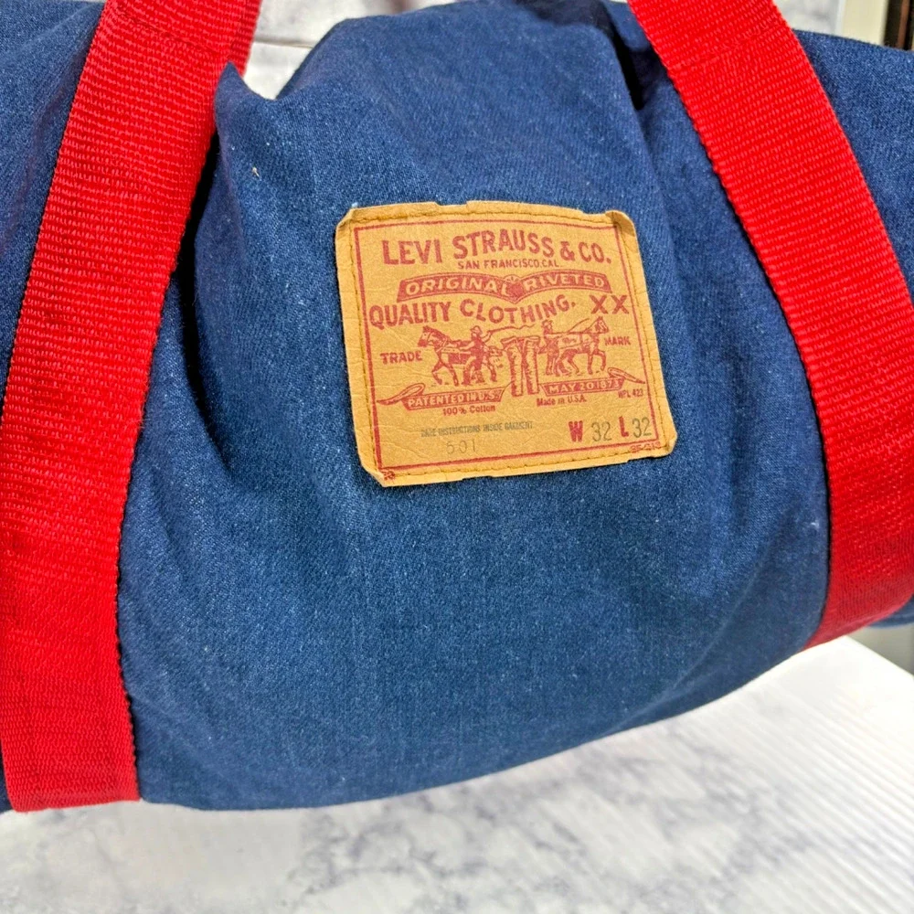 Levis this rare