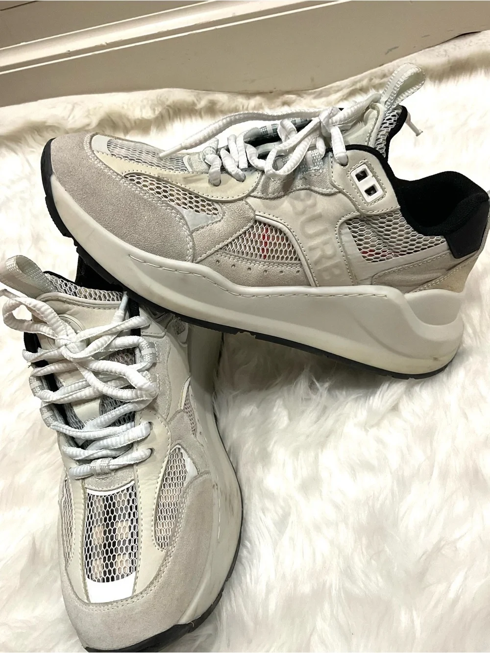 Burberry wear off