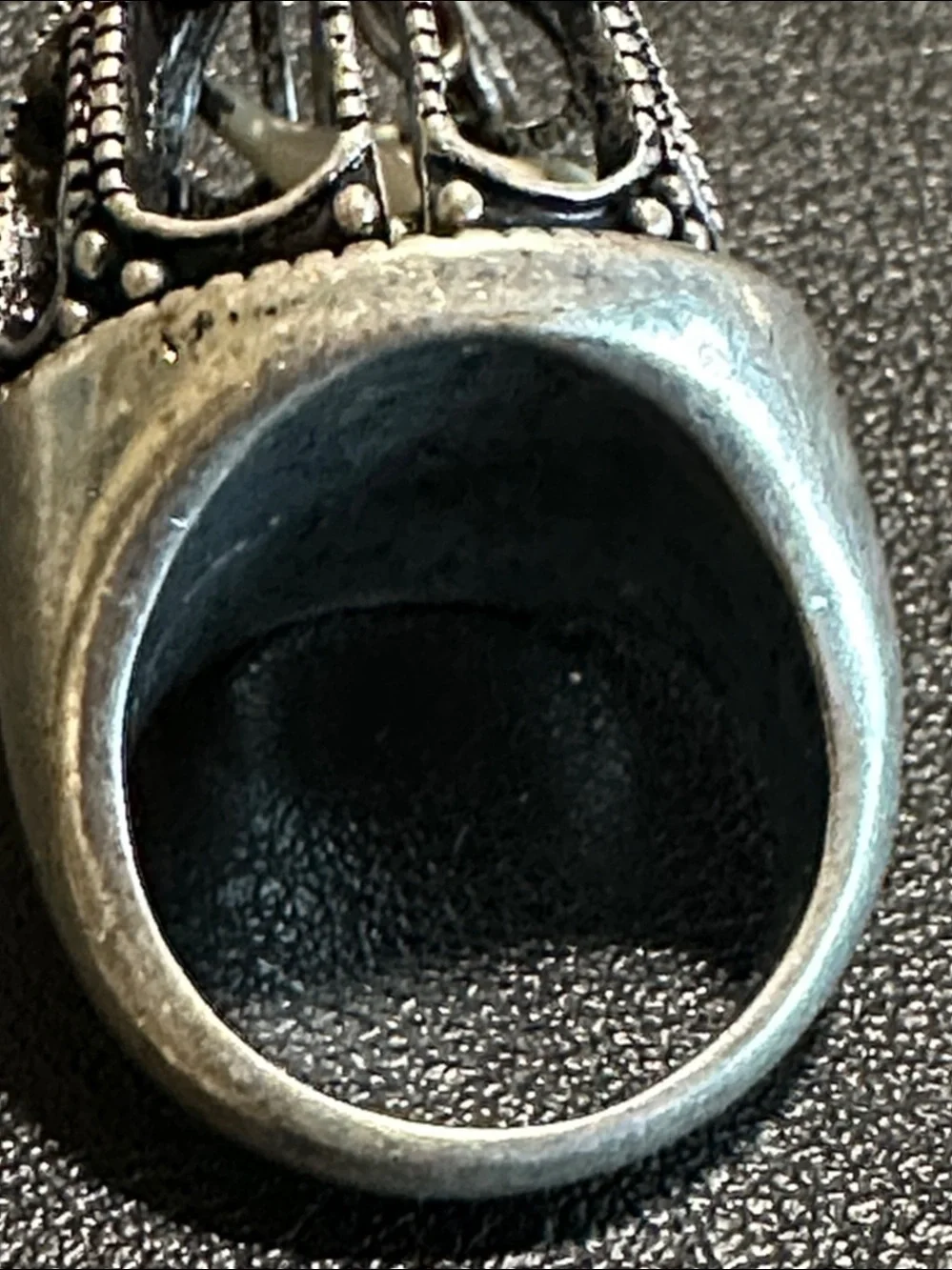 N/A preowned unsigned