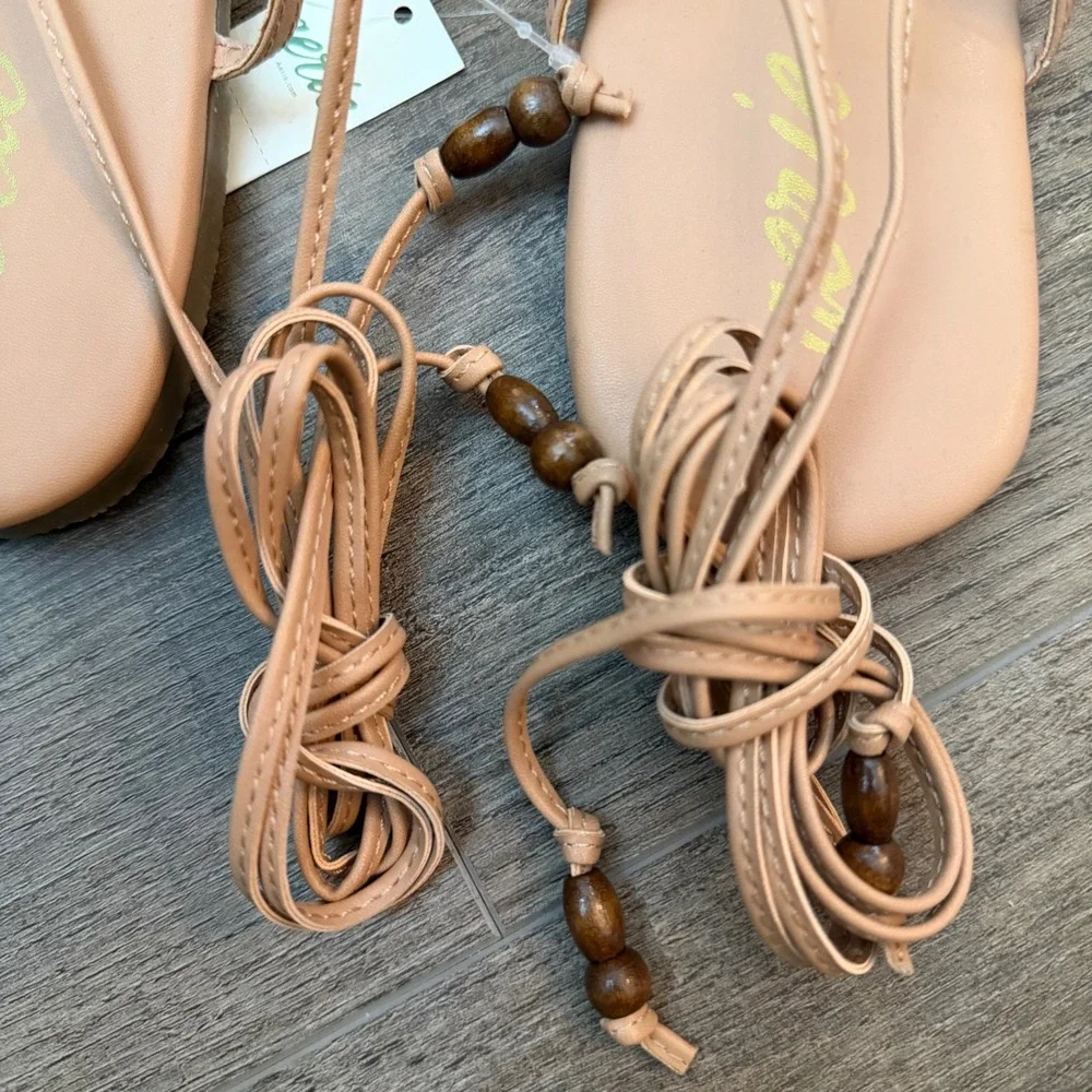 aerie toe left spot