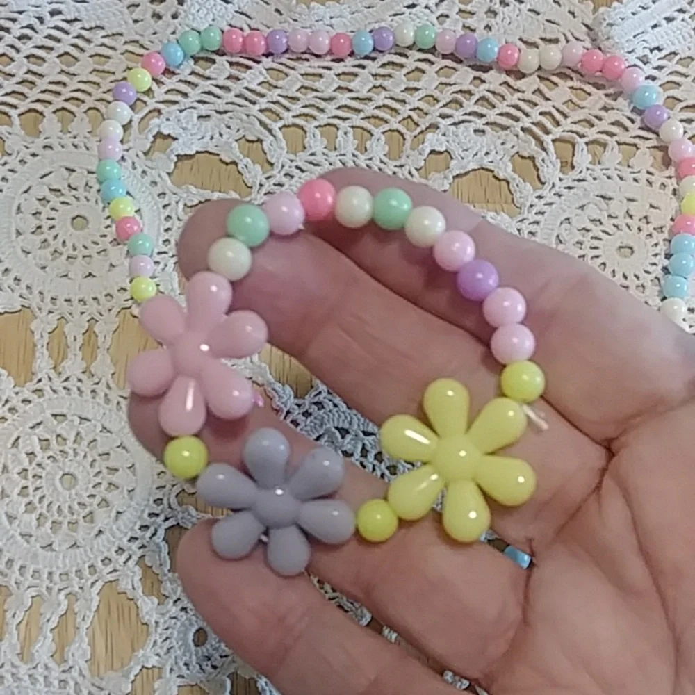 Costume Jewelry want this