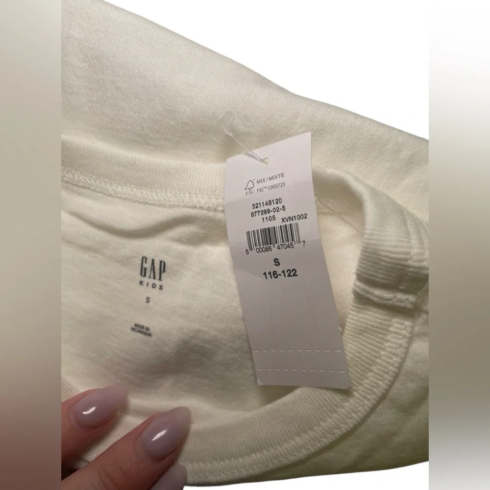GAP new tee size