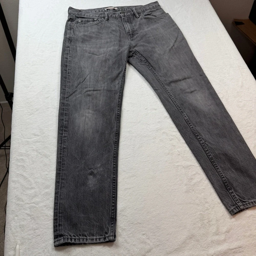 Banana Republic embrace timeless