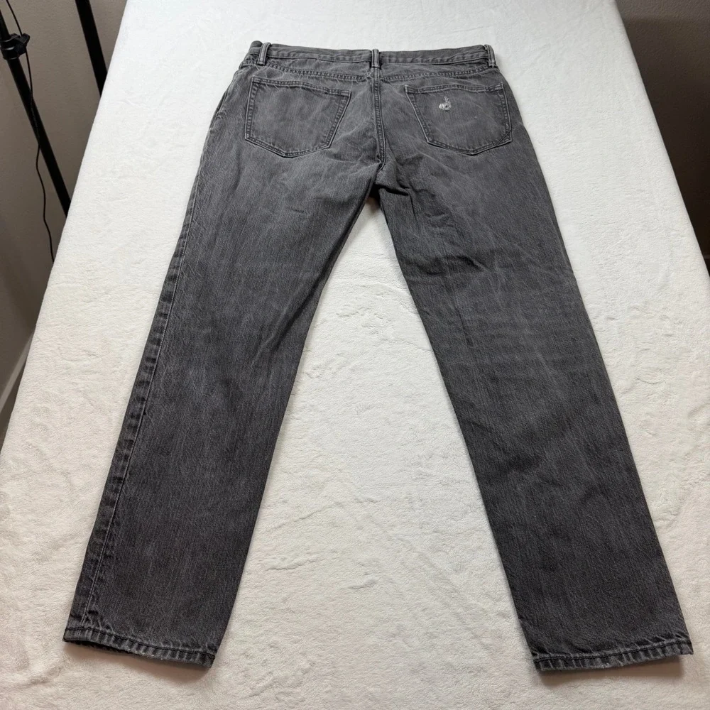 Banana Republic embrace timeless